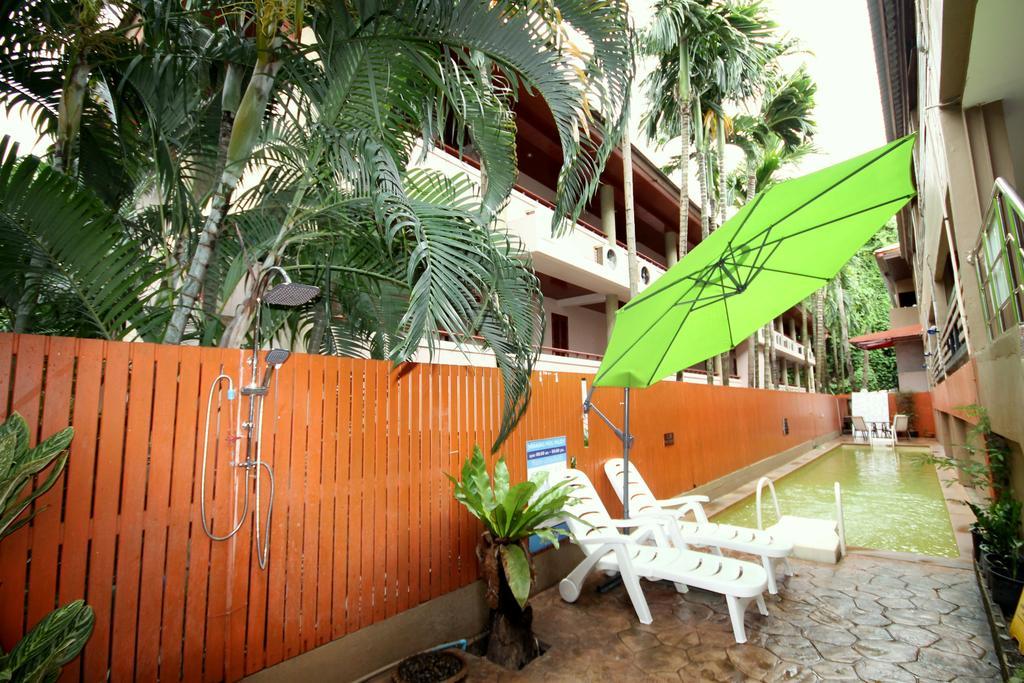 Baywatch Boutique Hotel Ao Nang Krabi town Extérieur photo