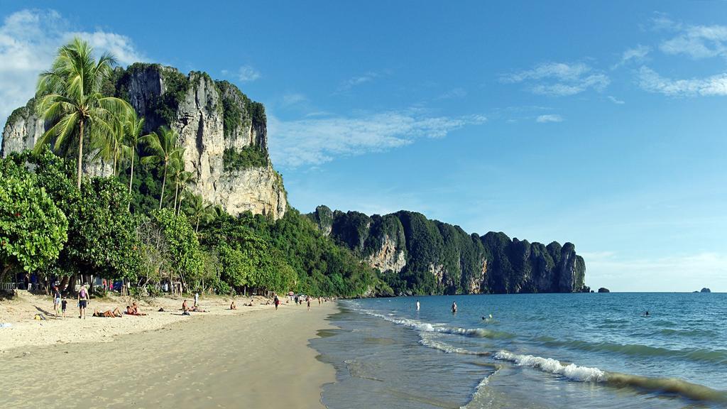 Baywatch Boutique Hotel Ao Nang Krabi town Extérieur photo