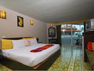 Baywatch Boutique Hotel Ao Nang Krabi town Extérieur photo